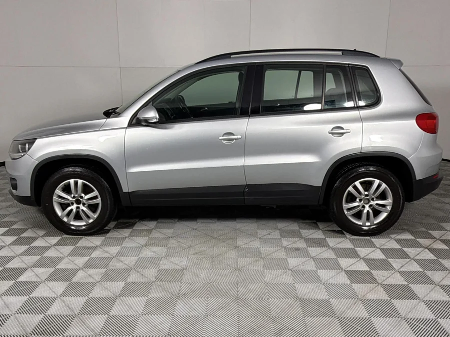 Used 2015 Volkswagen Tiguan 2.0TDI Trend&Fun - WeBuycars East London