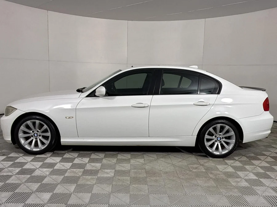 Used 2010 BMW 3 Series 320i Innovations - WeBuyCars Polokwane