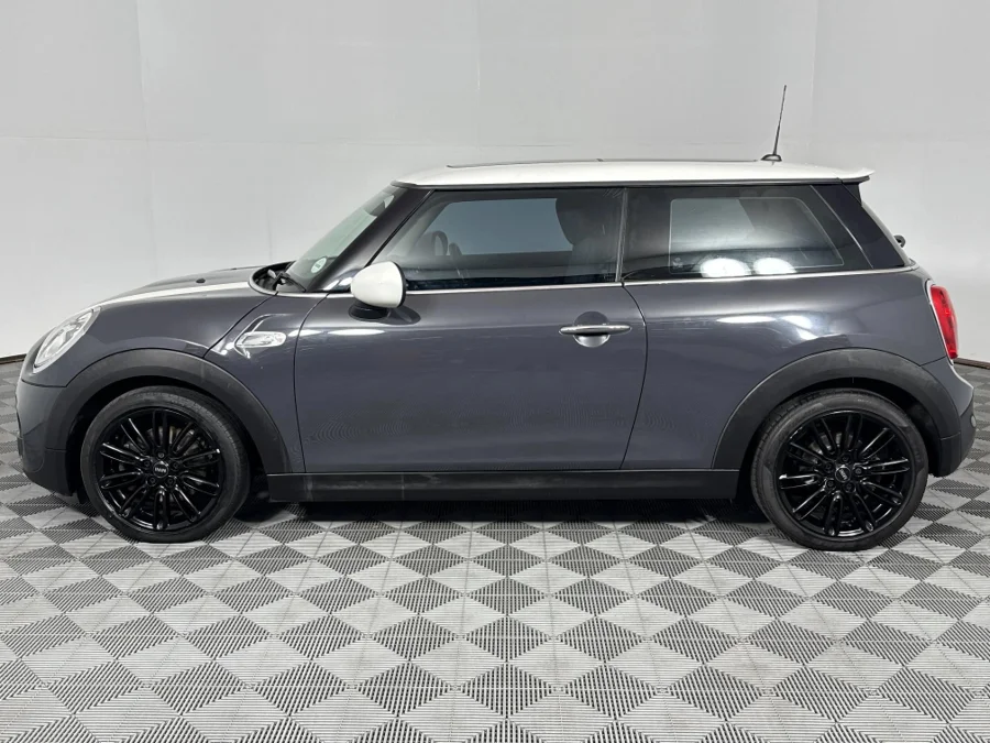 Used 2018 MINI Hatch Cooper S Hatch 3-door Seven 7 auto - WeBuyCars Richmond