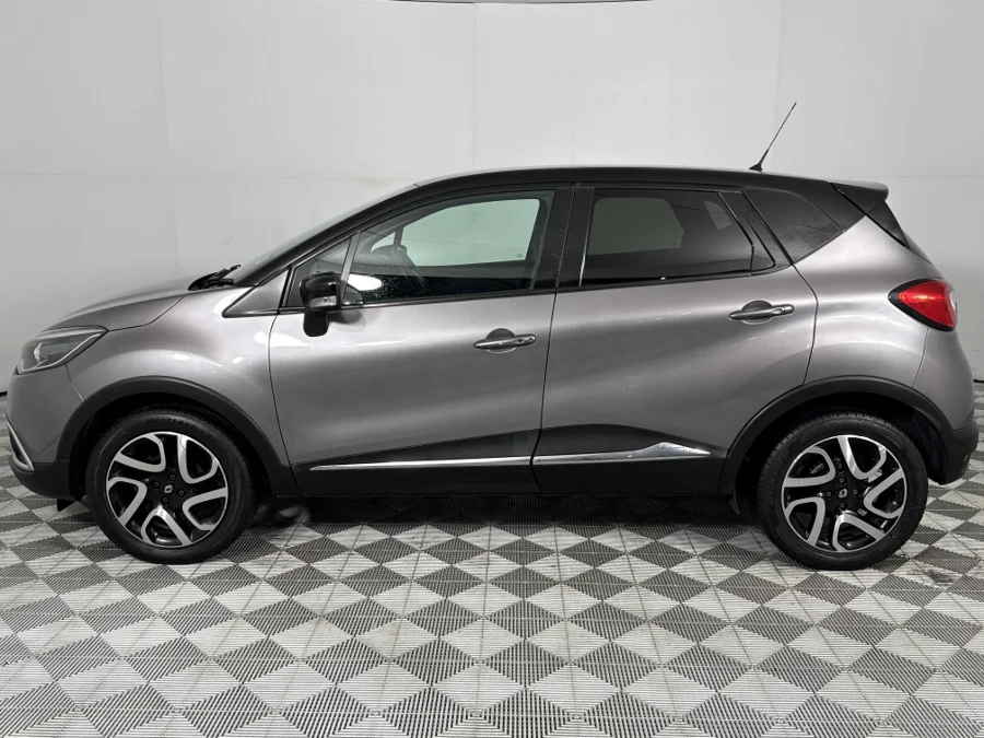 Used 2016 Renault Captur 66kW turbo Dynamique - WeBuyCars Richmond Used 2016 Renault Captur 66kW turbo Dynamique - WeBuyCars Richmond