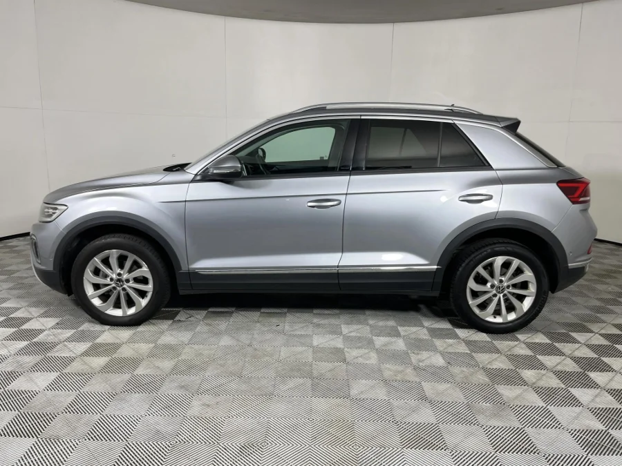 Used 2024 Volkswagen T-Roc 1.4TSI Design - WeBuyCars Riverhorse Used 2024 Volkswagen T-Roc 1.4TSI Design - WeBuyCars Riverhorse