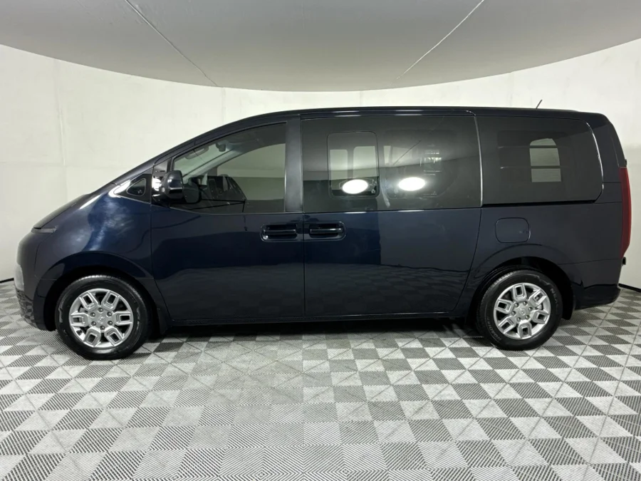 Used 2022 Hyundai Staria 2.2D Multicab - WeBuyCars The Dome Used 2022 Hyundai Staria 2.2D Multicab - WeBuyCars The Dome