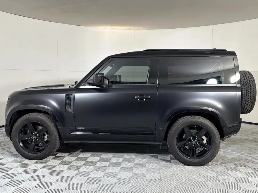Used 2021 Land Rover Defender 90 D240 X-Dynamic HSE - WeBuyCars Midstream