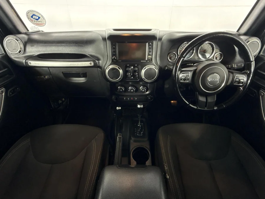 Used 2017 Jeep Wrangler Unlimited Sahara 3.6L 75th Anniversary Edition - WeBuyCars Vereeniging
