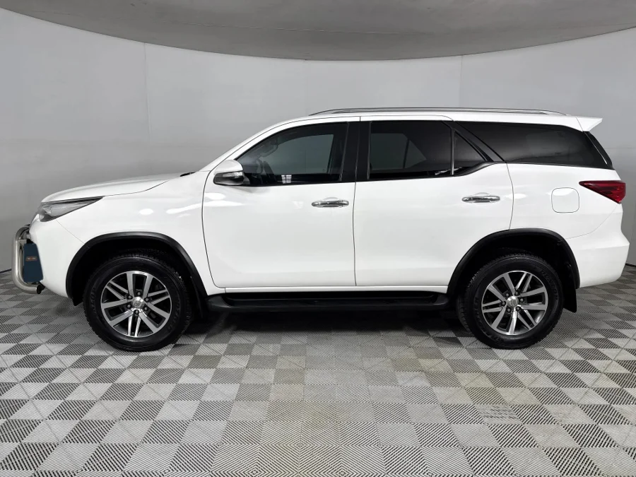 Used 2017 Toyota Fortuner 2.8GD-6 auto - WeBuyCars Silverlakes Used 2017 Toyota Fortuner 2.8GD-6 auto - WeBuyCars Silverlakes