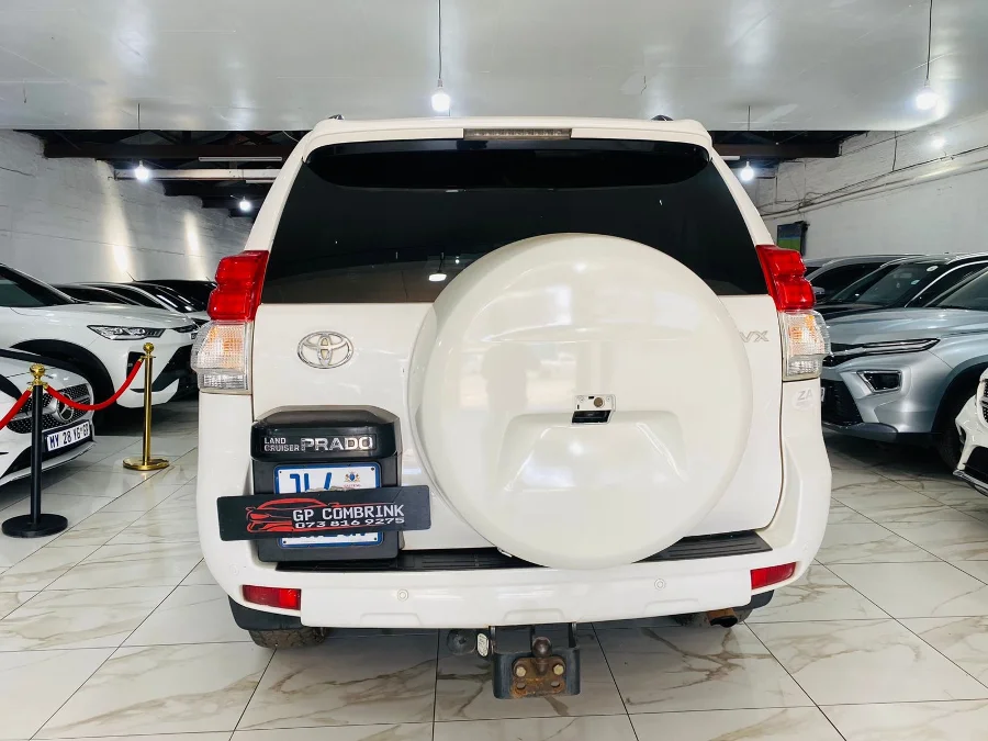 Used 2012 Toyota Land Cruiser 200 4.7 V8 VX - Marshalltown Auto Ridez Used 2012 Toyota Land Cruiser 200 4.7 V8 VX - Marshalltown Auto Ridez