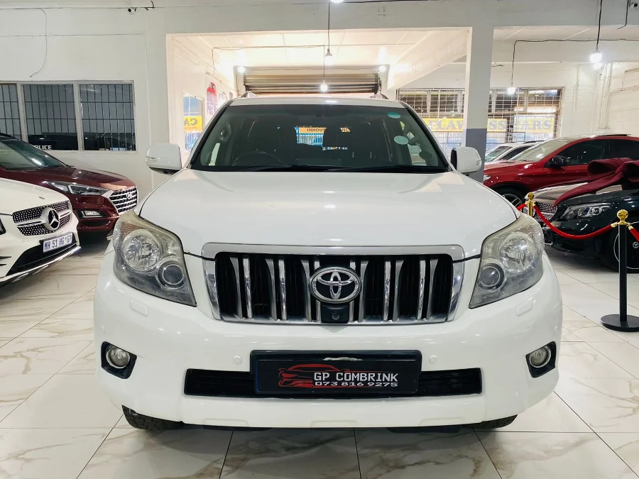 Used 2012 Toyota Land Cruiser 200 4.7 V8 VX - Marshalltown Auto Ridez Used 2012 Toyota Land Cruiser 200 4.7 V8 VX - Marshalltown Auto Ridez
