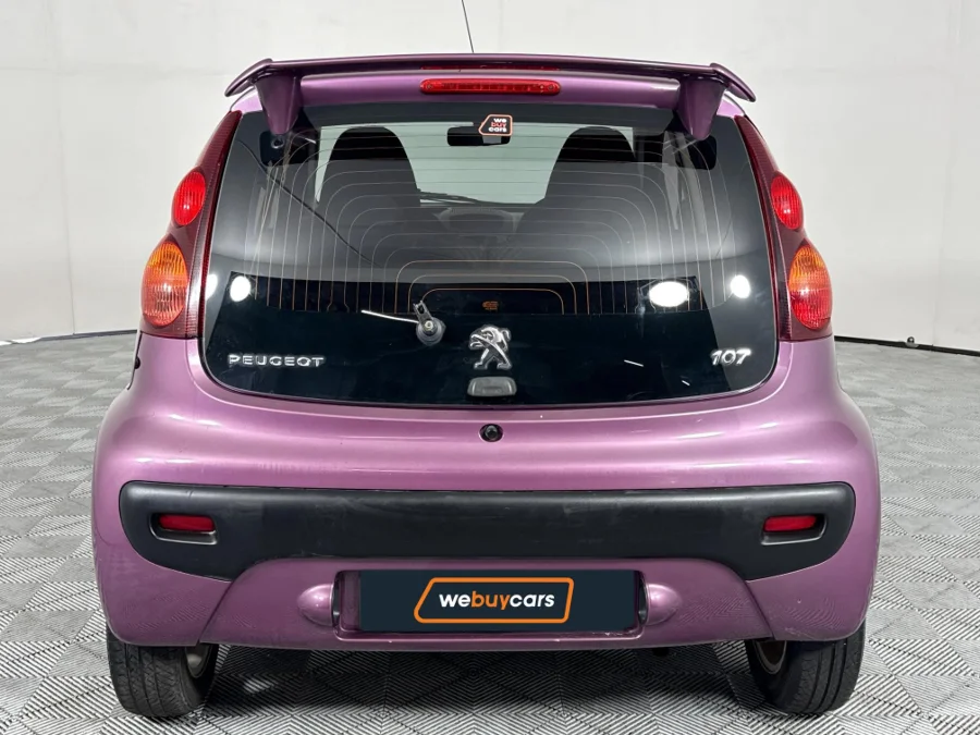 Preloaded Image 10