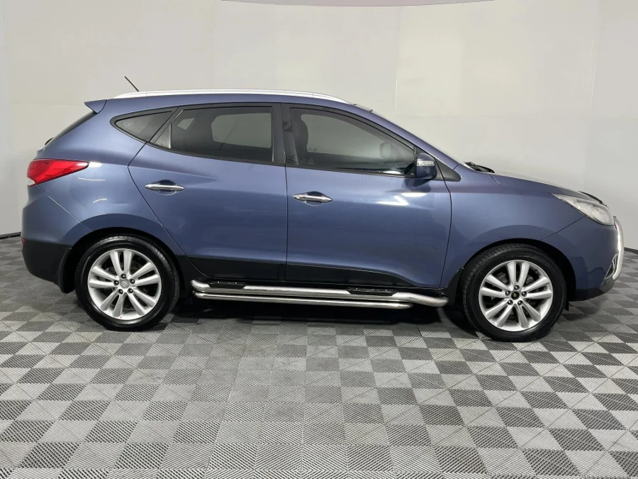 Used 2013 Hyundai ix35 2.0CRDi 4WD Elite - WeBuyCars Germiston Used 2013 Hyundai ix35 2.0CRDi 4WD Elite - WeBuyCars Germiston