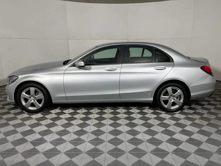 Used 2015 Mercedes-Benz C-Class C200 auto - WeBuyCars Germiston Used 2015 Mercedes-Benz C-Class C200 auto - WeBuyCars Germiston