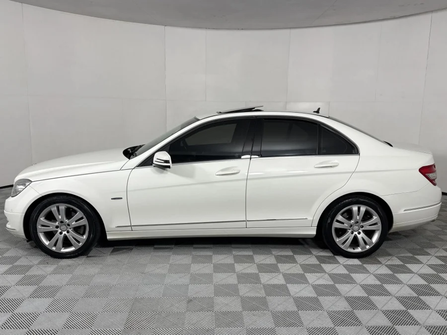Used 2011 Mercedes-Benz C-Class C200CGI Avantgarde Touchshift - WeBuyCars Gqeberha