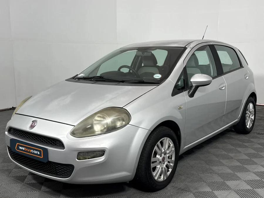 Used 2012 Fiat Punto 1.4 MultiAir Easy - WeBuyCars Richmond Used 2012 Fiat Punto 1.4 MultiAir Easy - WeBuyCars Richmond