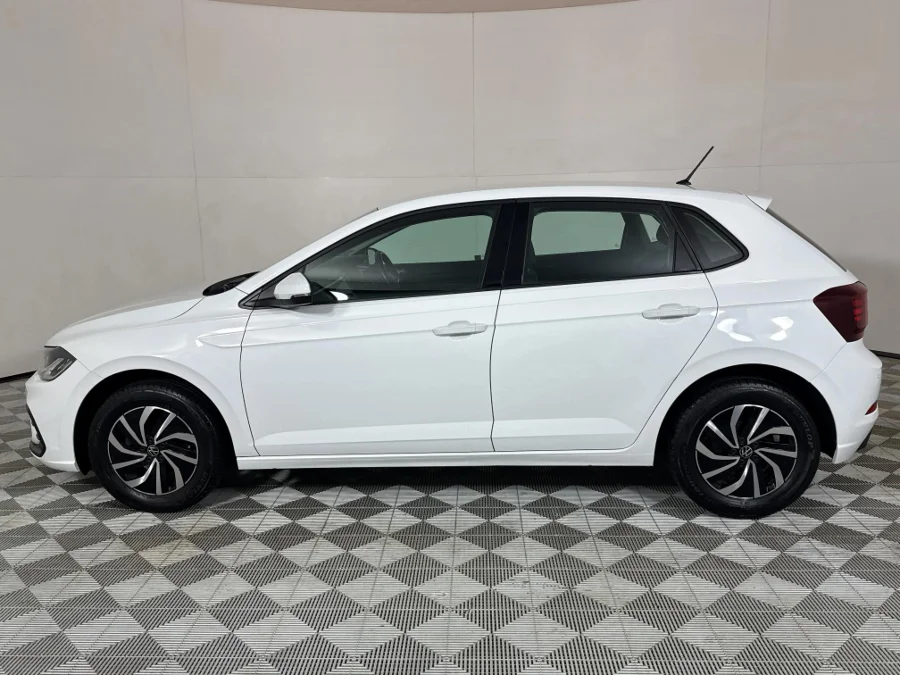 Used 2021 Volkswagen Polo hatch 1.0TSI Life manual - WeBuyCars JHB South
