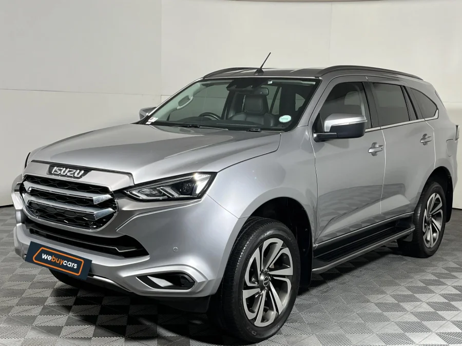Used 2022 Isuzu mu-X 3.0TD Onyx 4x4 - WeBuyCars Germiston Used 2022 Isuzu mu-X 3.0TD Onyx 4x4 - WeBuyCars Germiston