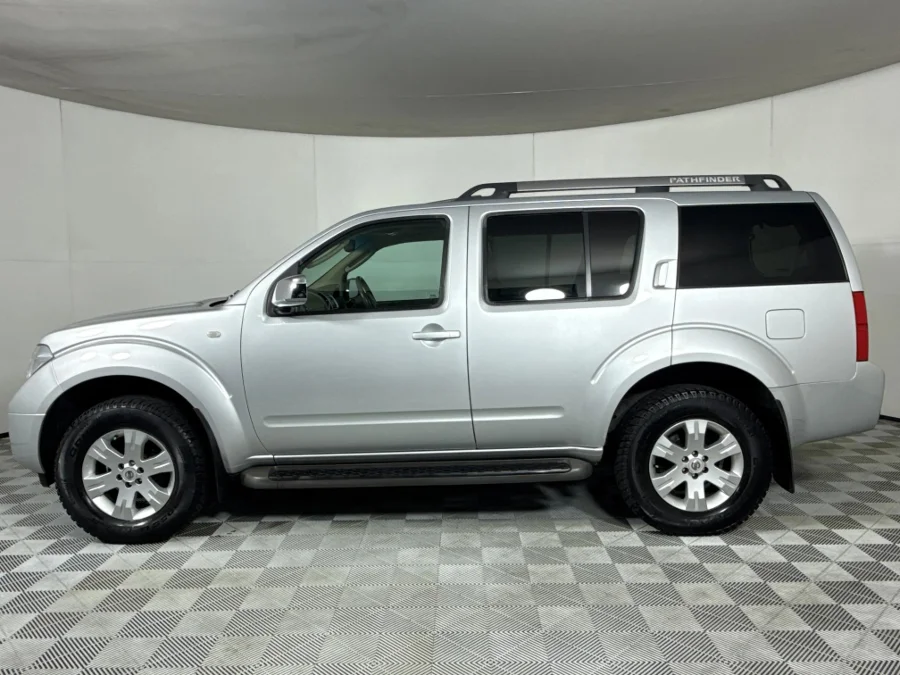 Used 2006 Nissan Pathfinder 2.5dCi LE auto - WeBuyCars Riverhorse Used 2006 Nissan Pathfinder 2.5dCi LE auto - WeBuyCars Riverhorse