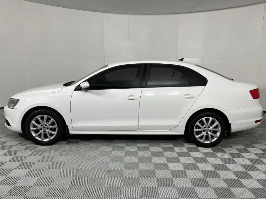 Used 2012 Volkswagen Jetta 1.6TDI Comfortline auto - WeBuyCars Gqeberha Used 2012 Volkswagen Jetta 1.6TDI Comfortline auto - WeBuyCars Gqeberha