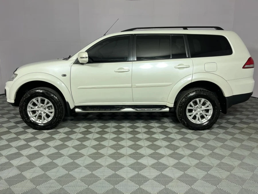Used 2016 Mitsubishi Pajero Sport 2.5DI-D 4x4 Shogun auto - WeBuyCars Midstream