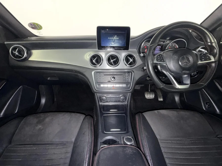 Used 2017 Mercedes-Benz GLA 200 auto - WeBuyCars Durban Used 2017 Mercedes-Benz GLA 200 auto - WeBuyCars Durban