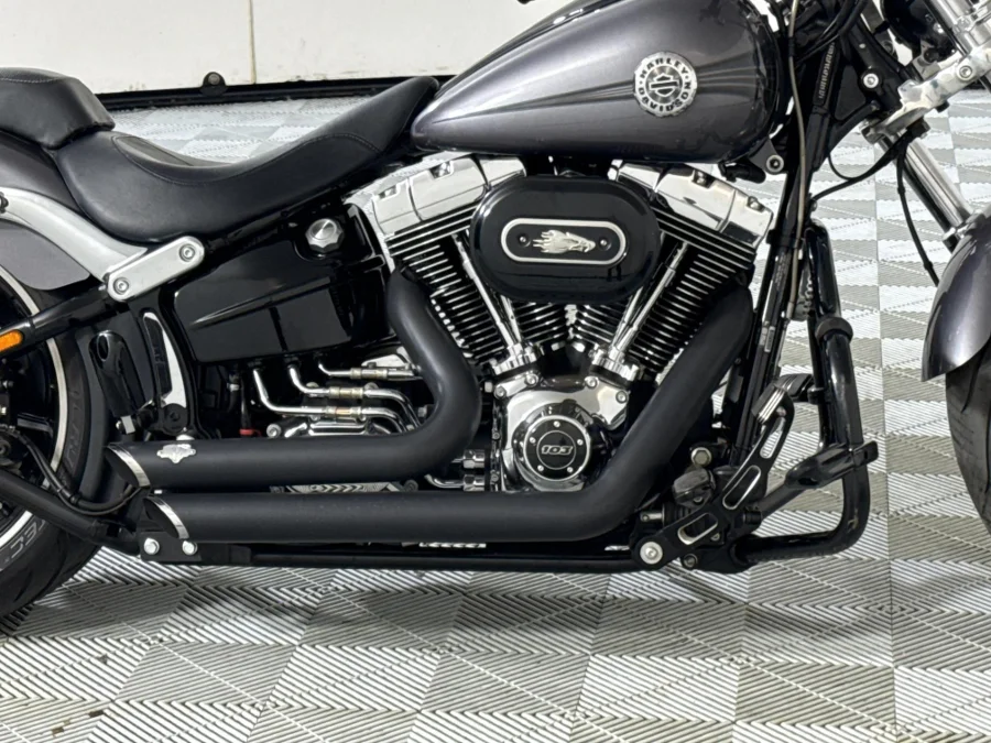 Used 2015 Harley Davidson Softail Breakout - WeBuyCars Midstream Used 2015 Harley Davidson Softail Breakout - WeBuyCars Midstream