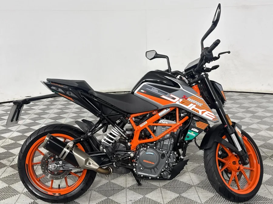 Used 2022 KTM Duke 390 Duke - WeBuyCars Richmond Used 2022 KTM Duke 390 Duke - WeBuyCars Richmond