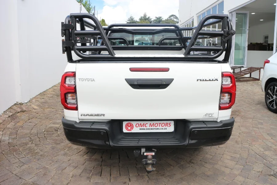 Used 2024 Toyota Hilux 2.4GD-6 Xtra cab Raider manual - OMC Motors