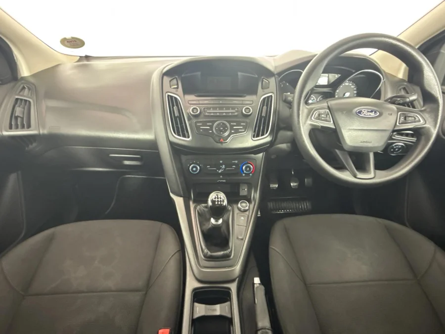 Used 2017 Ford Focus sedan 1.0T Ambiente - WeBuyCars Lansdowne