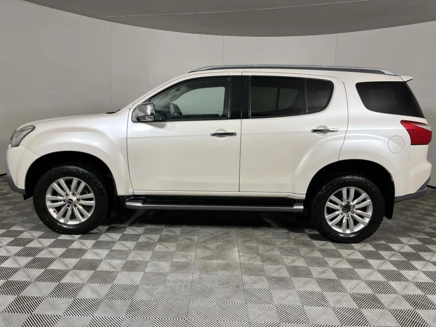 Used 2018 Isuzu mu-X 3.0 - WeBuyCars The Dome Used 2018 Isuzu mu-X 3.0 - WeBuyCars The Dome