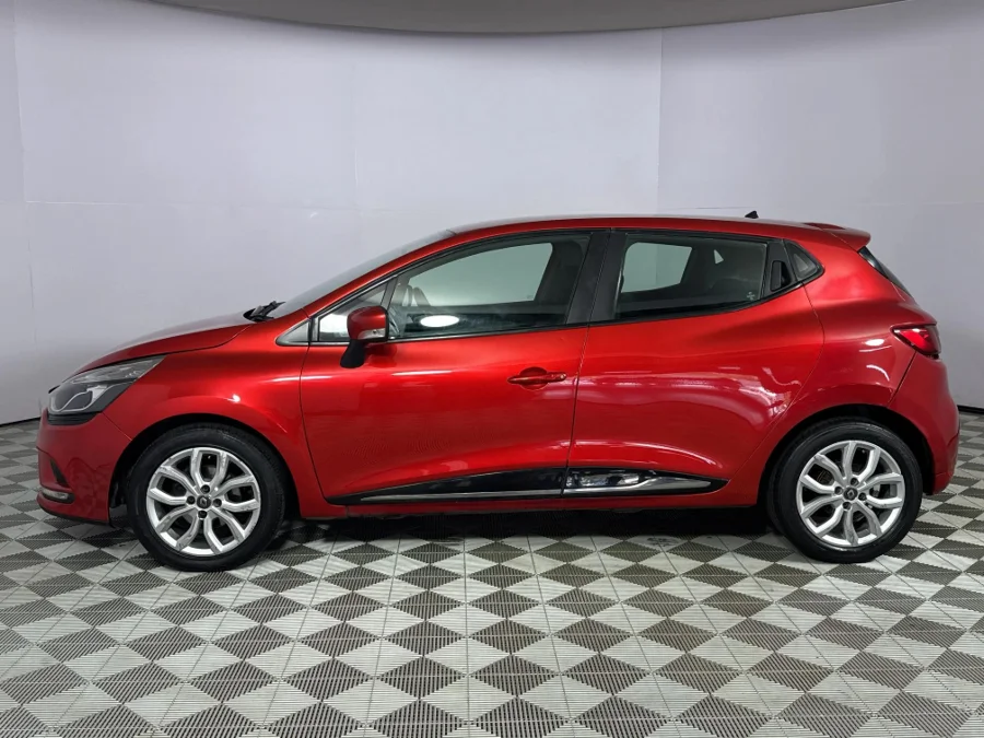 Used 2019 Renault Clio 88kW turbo Expression auto - WeBuyCars Durban Used 2019 Renault Clio 88kW turbo Expression auto - WeBuyCars Durban