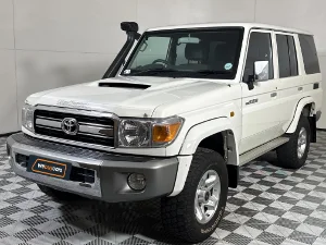 Used 2014 Toyota Land Cruiser 76 4.5D-4D V8 station wagon LX Used 2014 Toyota Land Cruiser 76 4.5D-4D V8 station wagon LX