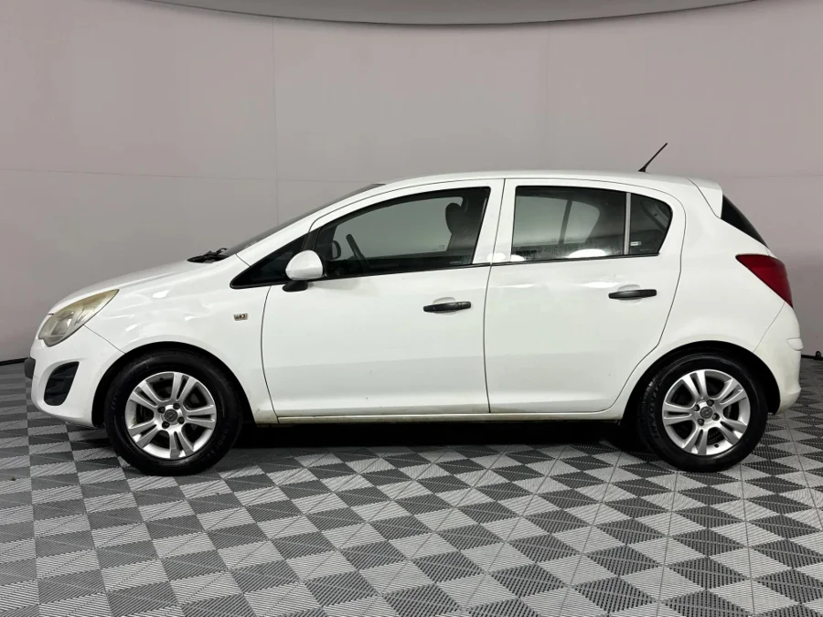 Used 2012 Opel Corsa 1.4 Essentia - WeBuyCars Lansdowne Used 2012 Opel Corsa 1.4 Essentia - WeBuyCars Lansdowne