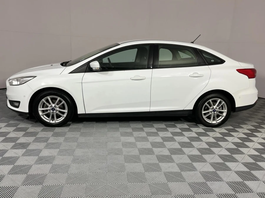 Used 2017 Ford Focus sedan 1.0T Trend - WeBuyCars Lansdowne Used 2017 Ford Focus sedan 1.0T Trend - WeBuyCars Lansdowne