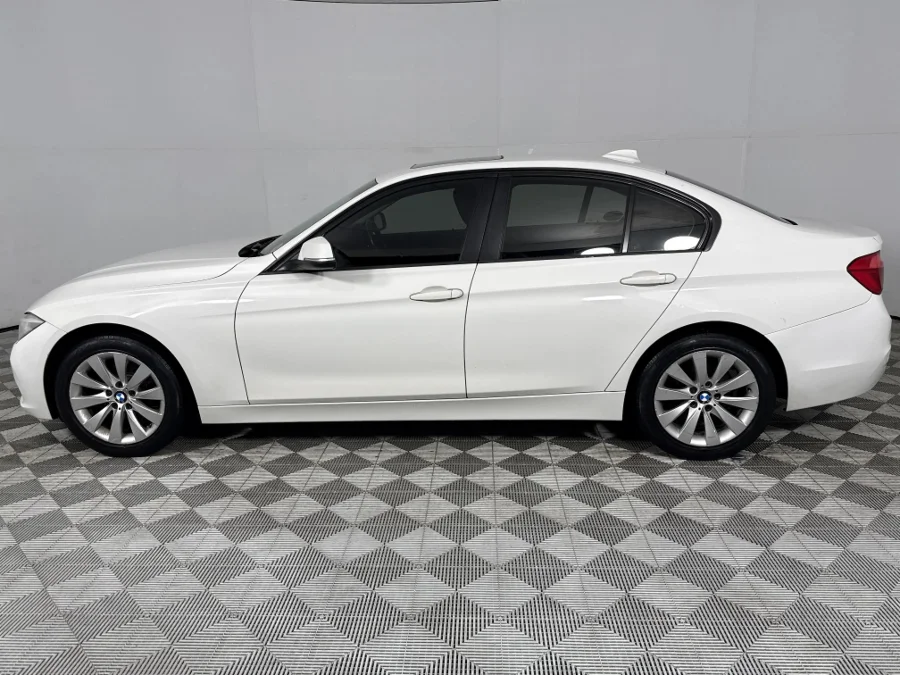 Used 2016 BMW 3 Series 318i auto - WeBuyCars The Dome Used 2016 BMW 3 Series 318i auto - WeBuyCars The Dome