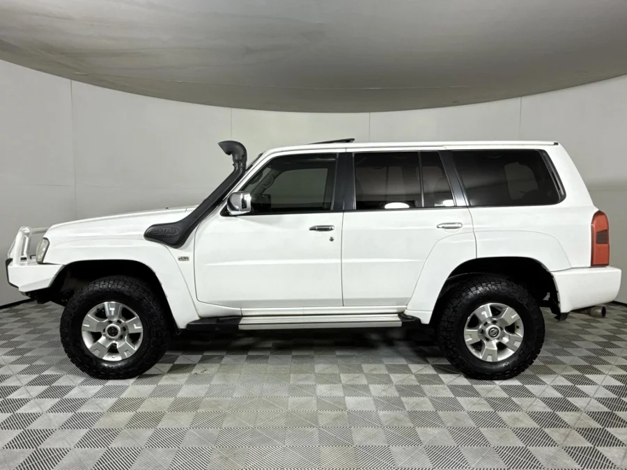 Used 2014 Nissan Patrol 4.8 GRX 4x4 - WeBuyCars Riverhorse Used 2014 Nissan Patrol 4.8 GRX 4x4 - WeBuyCars Riverhorse