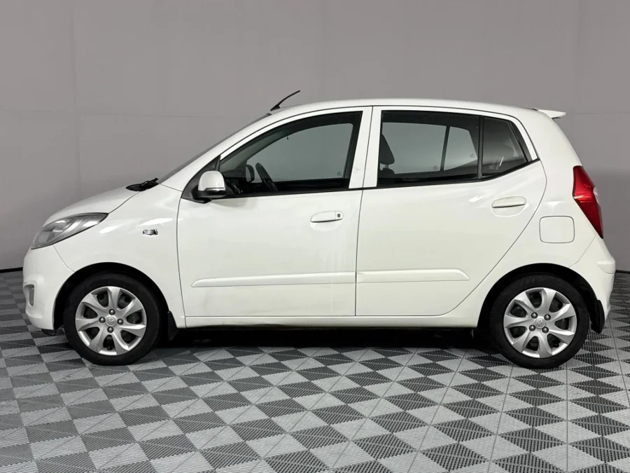 Used 2015 Hyundai i10 1.1 Motion - WeBuyCars Brackenfell Cape Town