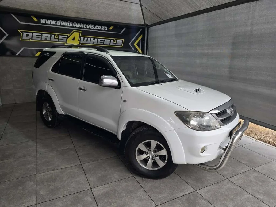 Used 2006 Toyota Fortuner 3.0D-4D 4x4 - Deals 4 Wheels