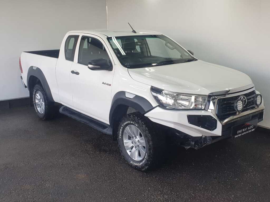 Used 2017 Toyota Hilux 2.4GD-6 Xtra cab SRX
