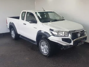 Used 2017 Toyota Hilux 2.4GD-6 Xtra cab SRX Used 2017 Toyota Hilux 2.4GD-6 Xtra cab SRX