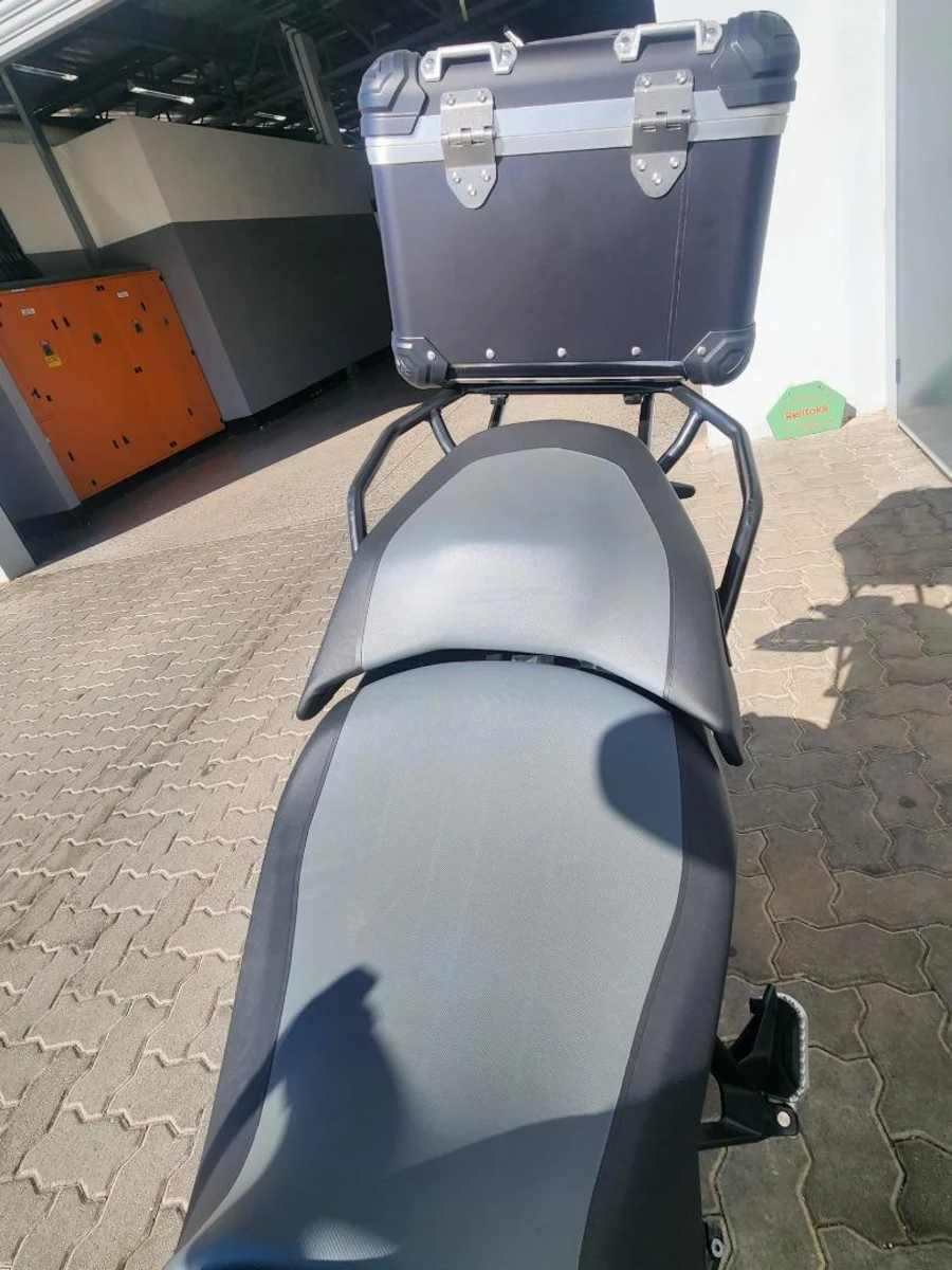 Preloaded Image 9