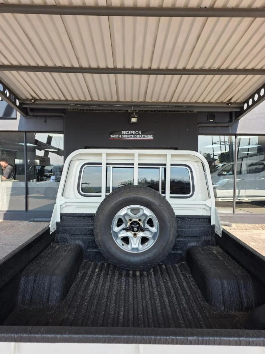Used 2025 Toyota Land Cruiser 79 2.8GD-6 double cab - Driverite Bryanston Used 2025 Toyota Land Cruiser 79 2.8GD-6 double cab - Driverite Bryanston