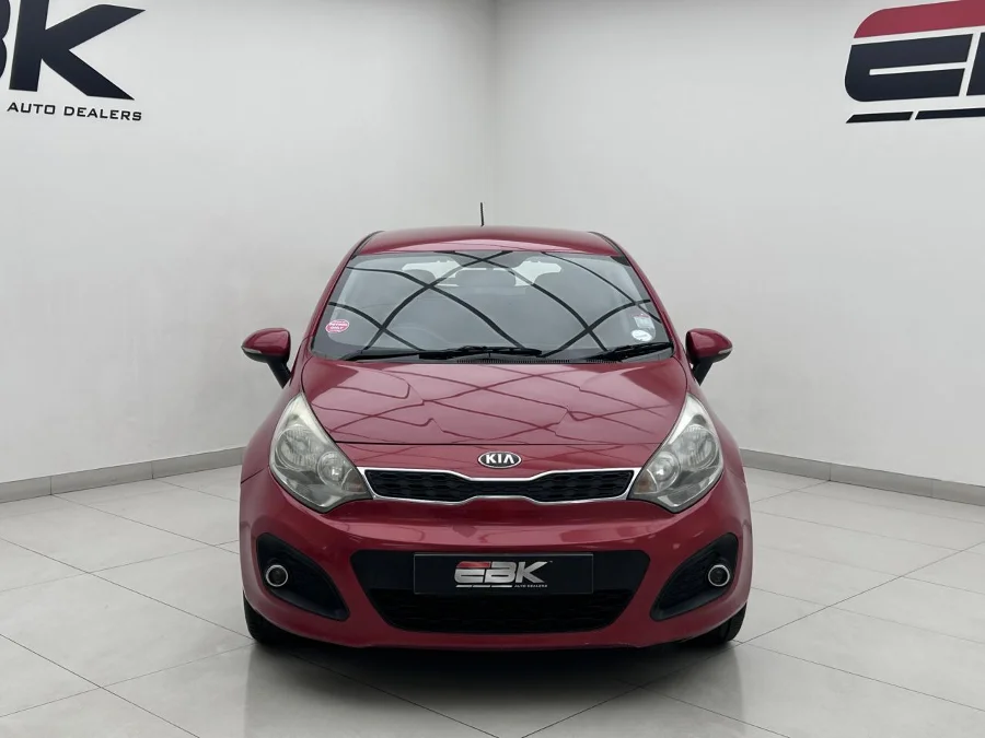 Used 2015 Kia Cerato hatch 2.0 EX auto - EBK Auto Used 2015 Kia Cerato hatch 2.0 EX auto - EBK Auto