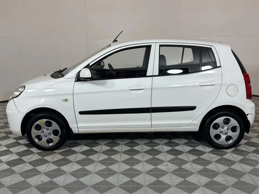 Used 2011 Kia Picanto 1.1 - WeBuyCars JHB South Used 2011 Kia Picanto 1.1 - WeBuyCars JHB South