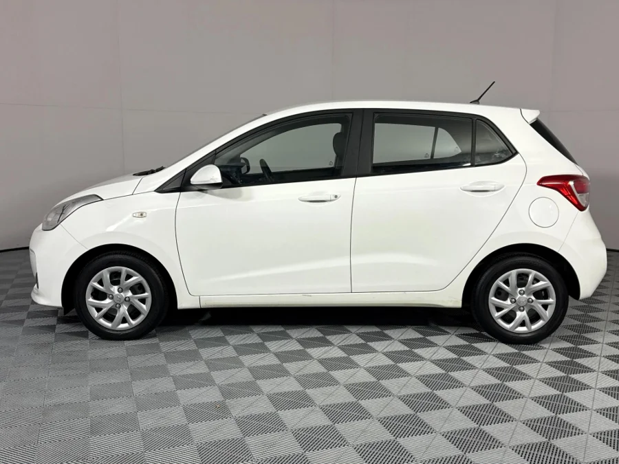 Used 2019 Hyundai Grand i10 1.0 Motion auto - WeBuyCars Brackenfell Cape Town Used 2019 Hyundai Grand i10 1.0 Motion auto - WeBuyCars Brackenfell Cape Town
