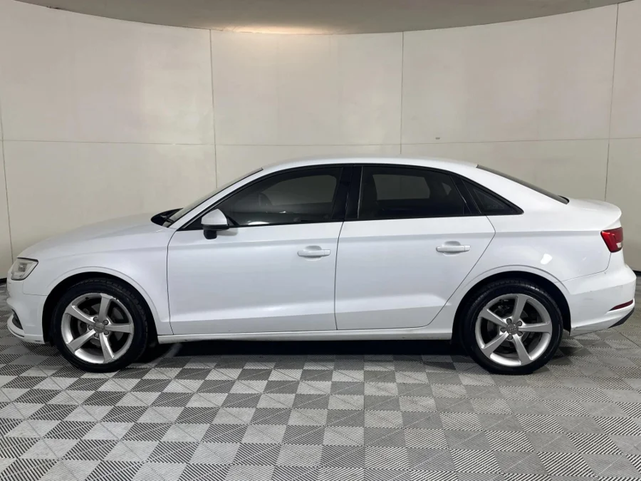 Used 2017 Audi A3 sedan 30TFSI S line - WeBuyCars Midstream Used 2017 Audi A3 sedan 30TFSI S line - WeBuyCars Midstream