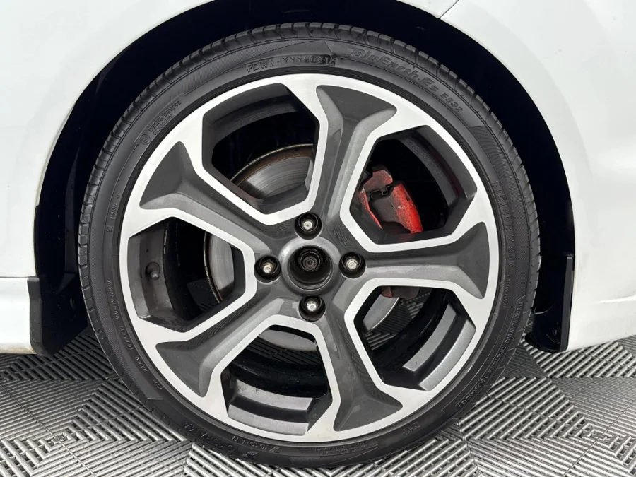 Preloaded Image 3