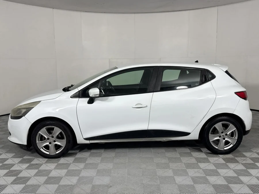 Used 2016 Renault Clio 66kW turbo Expression - WeBuyCars Gqeberha