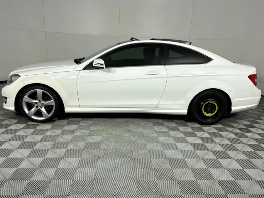 Used 2015 Mercedes-Benz C-Class C250d AMG Line - WeBuycars East London Used 2015 Mercedes-Benz C-Class C250d AMG Line - WeBuycars East London
