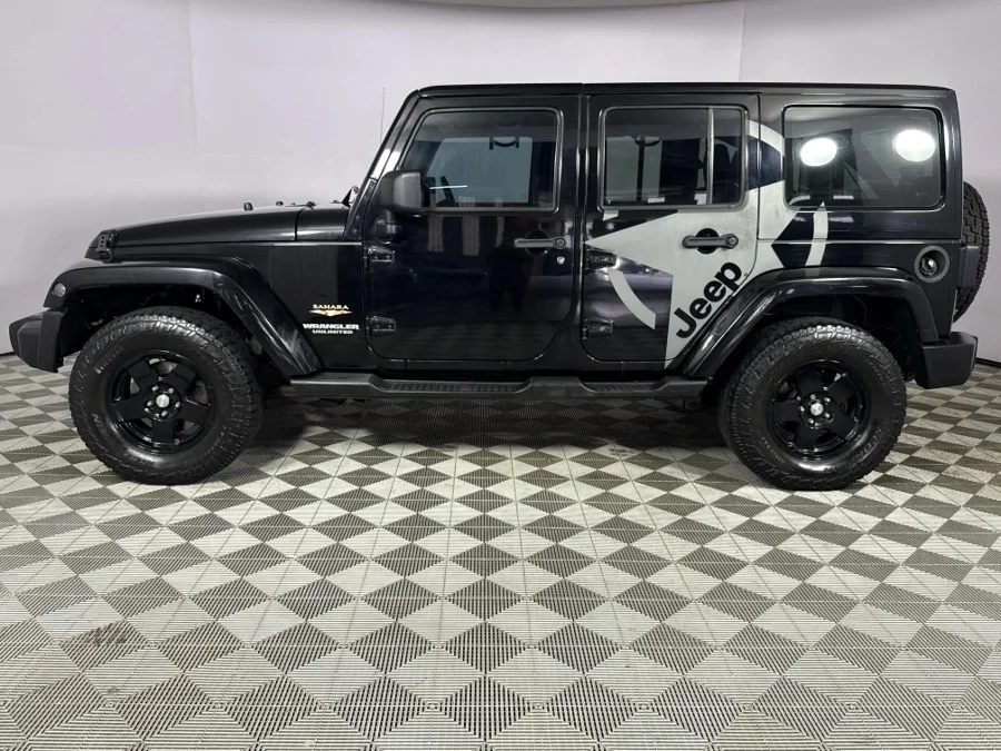 Used 2012 Jeep Wrangler Unlimited Sahara 3.6L 75th Anniversary Edition - WeBuyCars Durban