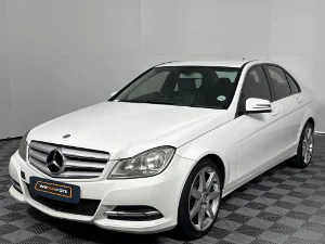 Used 2013 Mercedes-Benz C-Class C200 Elegance auto Used 2013 Mercedes-Benz C-Class C200 Elegance auto