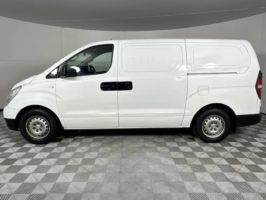 Used 2012 Hyundai H-1 2.4 panel van GL (aircon) - WeBuycars East London Used 2012 Hyundai H-1 2.4 panel van GL (aircon) - WeBuycars East London