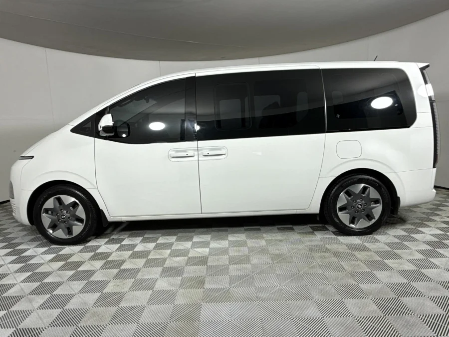 Used 2022 Hyundai Staria 2.2D Elite - WeBuyCars Riverhorse Used 2022 Hyundai Staria 2.2D Elite - WeBuyCars Riverhorse